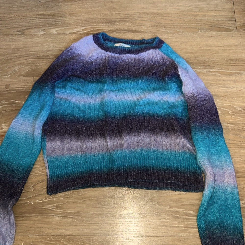 Women’s knit sweater